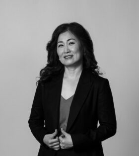 Esther  E.J. Sohn손은정 <span>캐나다 <span>변호사</span>